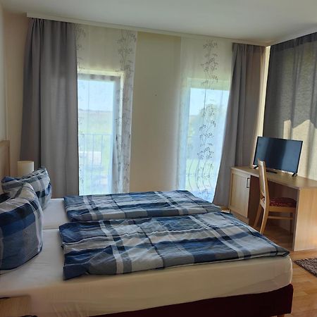 Landhotel Kreien Kültér fotó